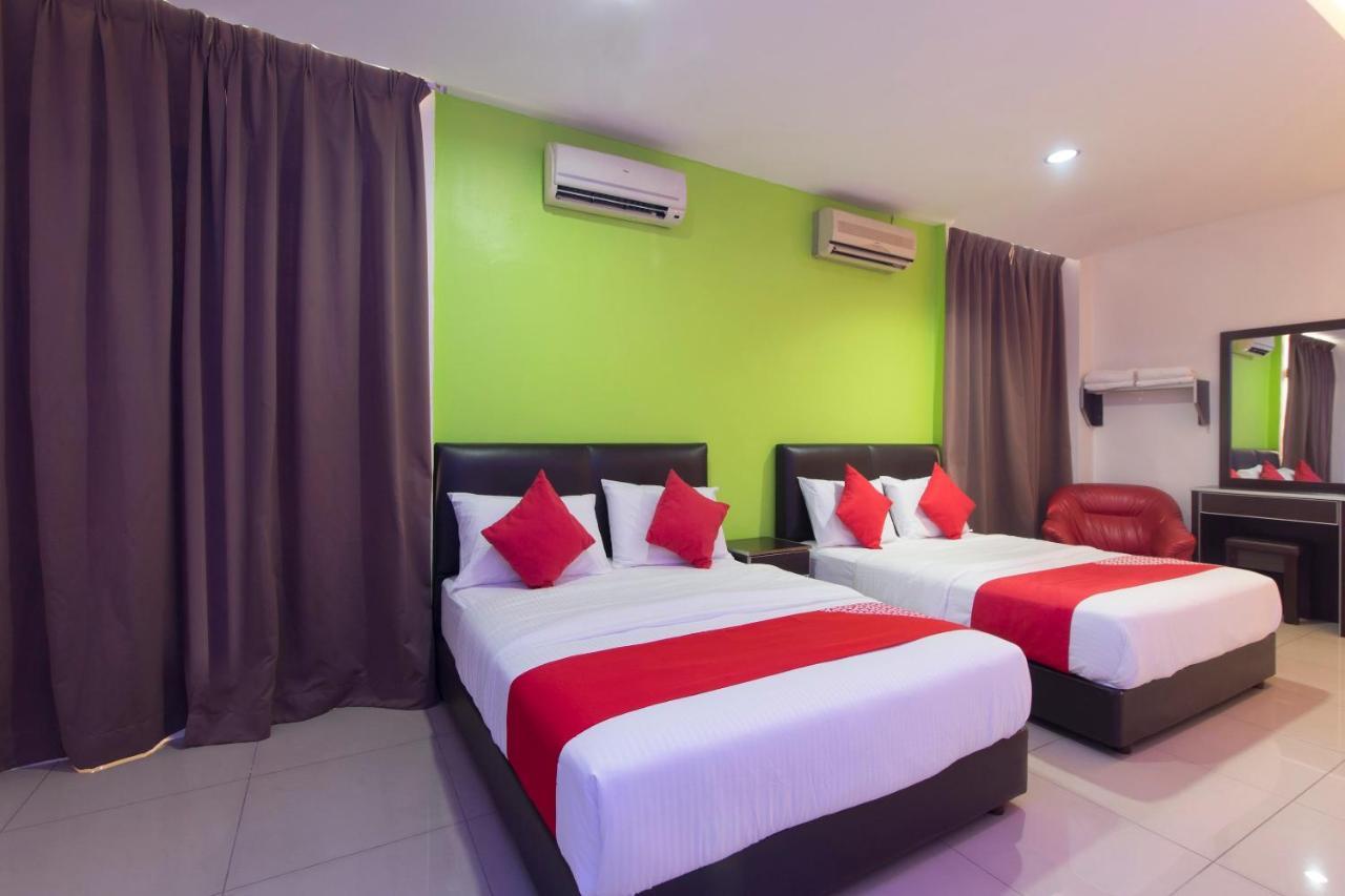 Mines Cempaka Hotel Nilai