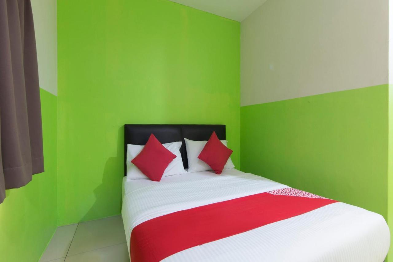 Mines Cempaka Hotel Nilai