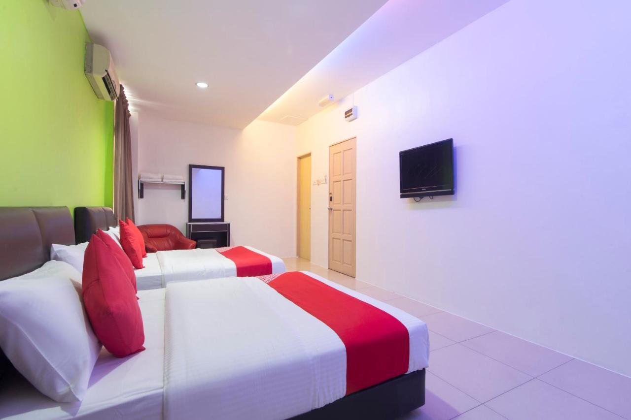Mines Cempaka Hotel